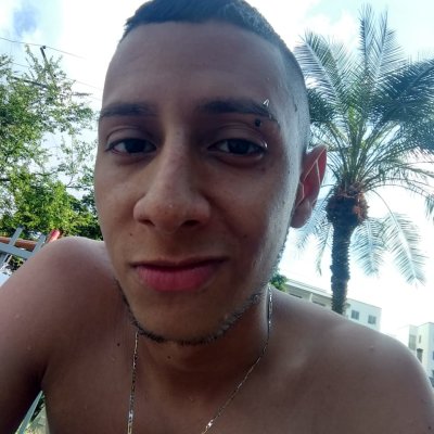 Tayronw97 naked stripping on cam for live sex video chat