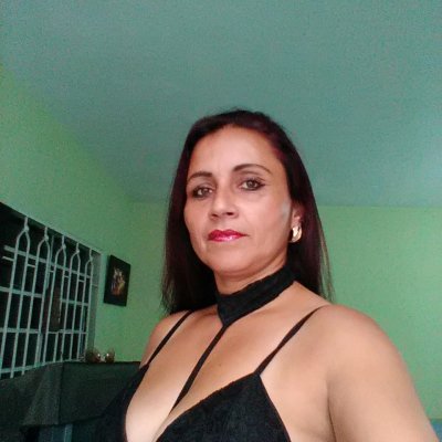 thalia_x naked stripping on cam for live sex video chat