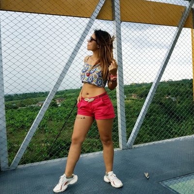 thaliana_cloe naked stripping on cam for live sex video chat