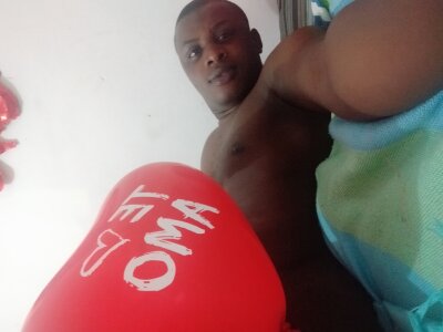 the_black_king2 naked stripping on cam for live sex video chat