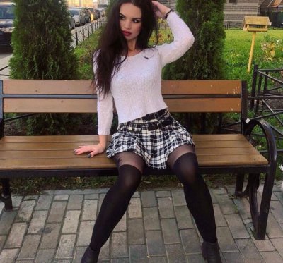 Tiffany_ShelbyZ naked stripping on cam for live sex video chat