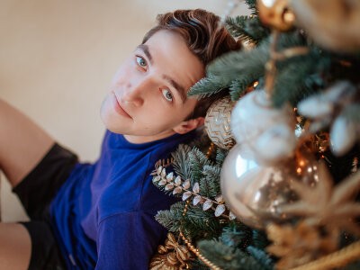TOMMY_HAZZARD naked stripping on cam for live sex video chat