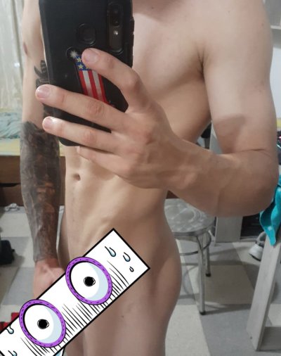 tommy_max naked stripping on cam for live sex video chat