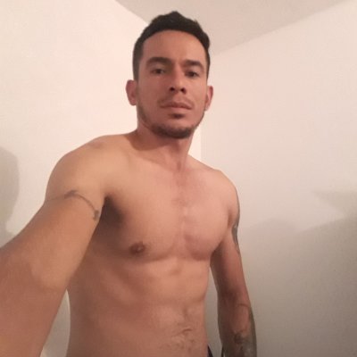 usuario12333 naked stripping on cam for live sex video chat