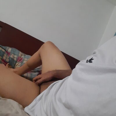 Vedugoman naked stripping on cam for live sex video chat