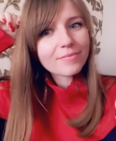 Verybadcat naked stripping on cam for live sex video chat