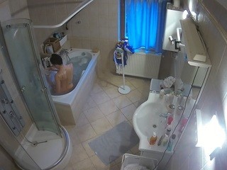 voyeurcam-julmodels-bath-2nd-2 naked Live Sex Chat Room