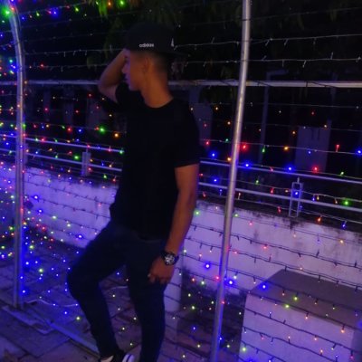 youDaniel-hot naked stripping on cam for live sex video chat