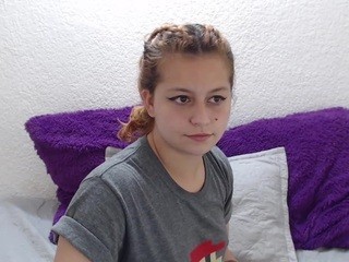 daphne-x naked Live Sex Chat Room