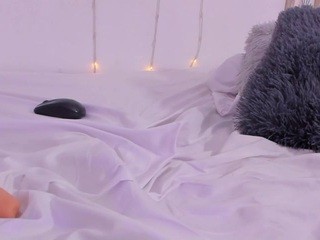 mila-bunny naked Live Sex Chat Room