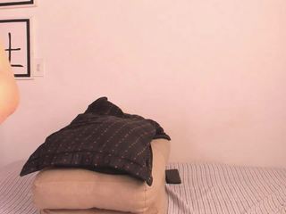 alicedavis naked Live Sex Chat Room
