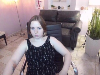 ericakisses naked Live Sex Chat Room