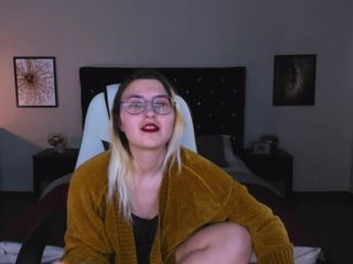 lilyshoot naked Live Sex Chat Room