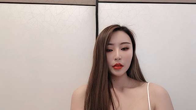 Anlur-TT naked stripping on cam for live sex video chat