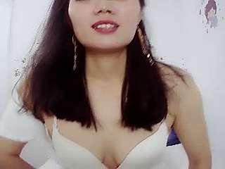 HD_31Alice naked stripping on cam for live sex video chat