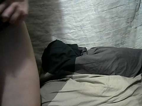 hotty_strawberry naked stripping on cam for live sex video chat