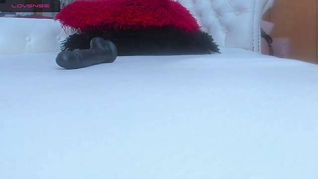 Isabella_Cute_ naked stripping on cam for live sex video chat