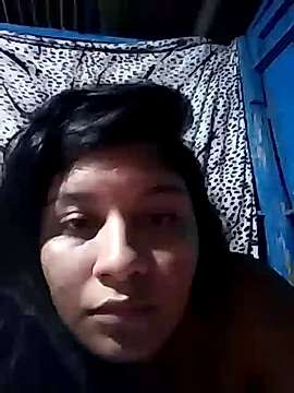 karolainepedros naked stripping on cam for live sex video chat
