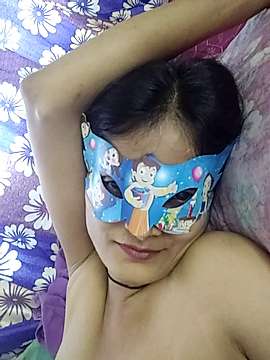 sarika4u naked stripping on cam for live sex video chat