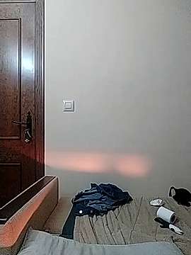 saritasugar00 naked stripping on cam for live sex video chat