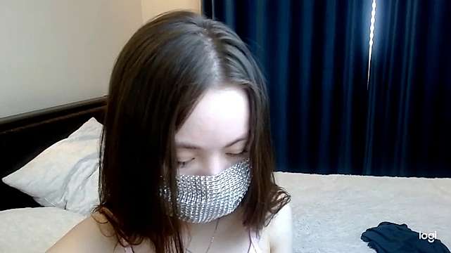 Smolbooty naked stripping on cam for live sex video chat