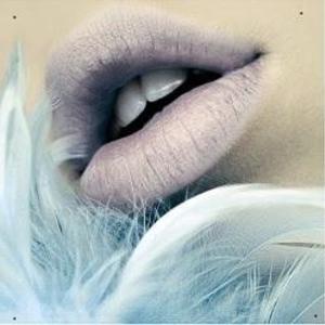 Tokenprincess naked before webcam in live video chat
