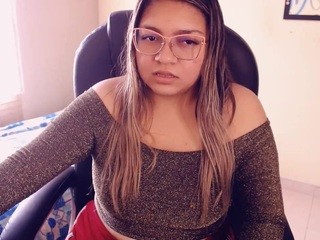 candysex-love naked Live Sex Chat Room