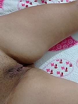 Claudia_bill naked stripping on cam for live sex video chat
