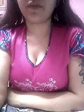Cute_Dolly naked stripping on cam for live sex video chat