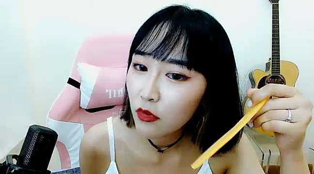 DevilGirl_Kara naked stripping on cam for live sex video chat