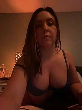 _Felicia_Hardy naked stripping on cam for live sex video chat