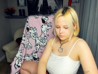 helokityy naked Live Sex Chat Room