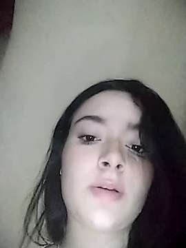 itsofia naked stripping on cam for live sex video chat