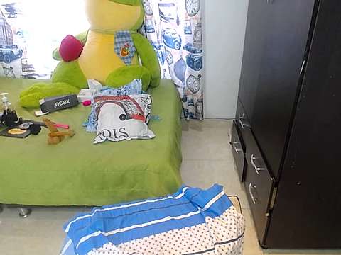 Jeny__Squirt18 naked stripping on cam for live sex video chat