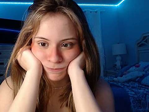 lilbunniee naked stripping on cam for live sex video chat