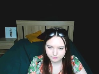 Lili naked Live Sex Chat Room