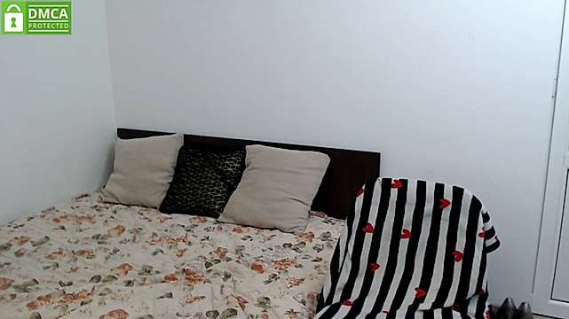mayabigtits naked stripping on cam for live sex video chat