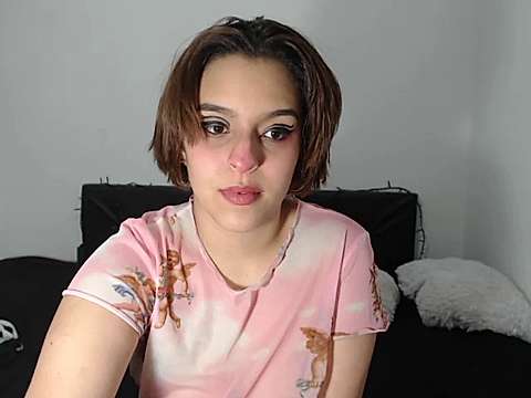 moonn_ naked stripping on cam for live sex video chat