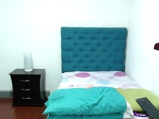nicolett-sweet naked Live Sex Chat Room