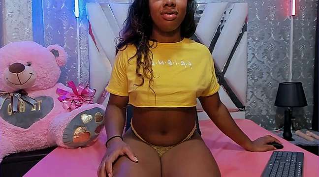 Niyirey naked stripping on cam for live sex video chat