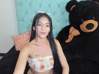 paulina-cute naked Live Sex Chat Room