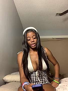 Princess_Chanel naked stripping on cam for live sex video chat