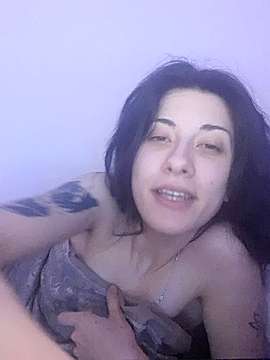 sahadaian naked stripping on cam for live sex video chat