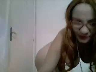 sandravenus naked stripping on cam for live sex video chat