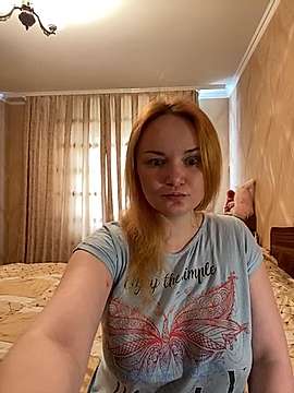 SonyaZayceva naked stripping on cam for live sex video chat