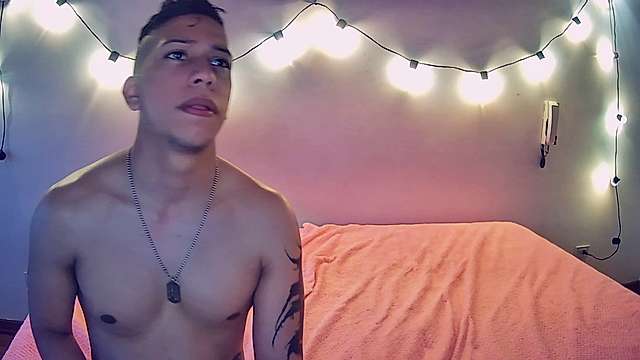 sweetcouple_in naked stripping on cam for live sex video chat
