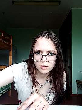 Tory_Sweet naked stripping on cam for live sex video chat