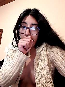 catlover9@xh naked stripping on cam for live sex video chat