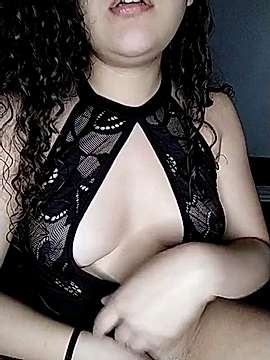 Contiquintana naked stripping on cam for live sex video chat