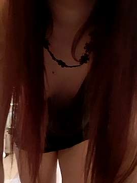 dolce-anabel naked stripping on cam for live sex video chat